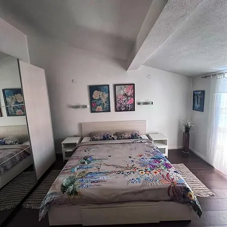 Elysion Apartament *